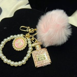 NEW⭐️✨FUN PINK FUR POM POM PEARLS PINK RHINESTONES KEYCHAIN…